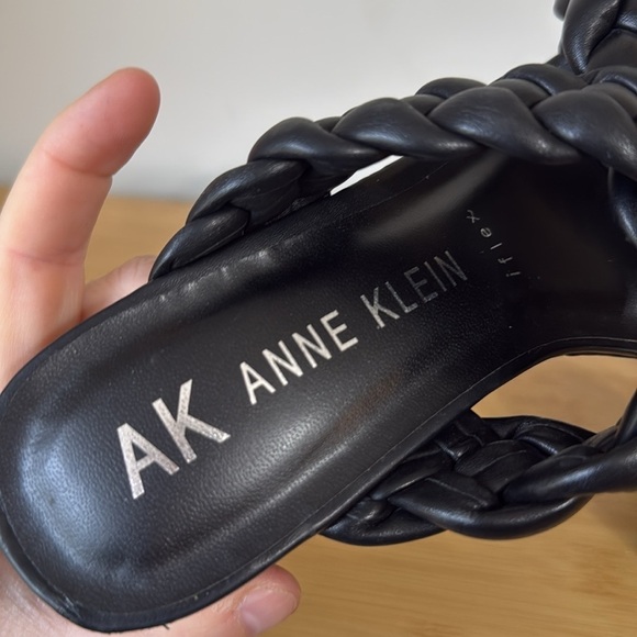 Anne Klein black braided sandals size 6 - Picture 5 of 7